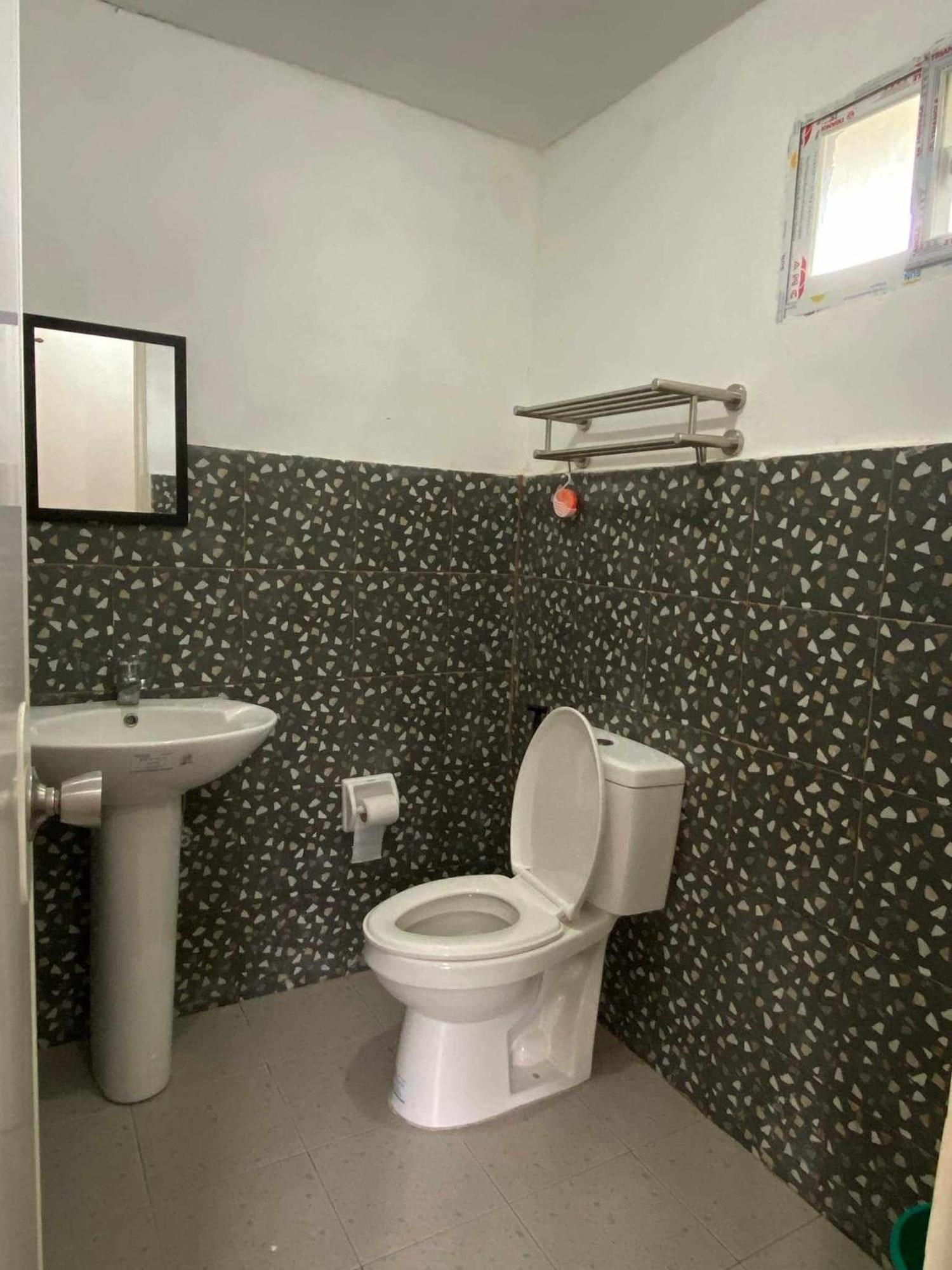 Mariah Guest House Barton Екстериор снимка